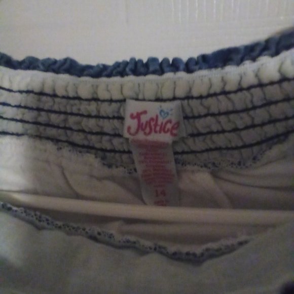 Justice - Picture 3 of 3